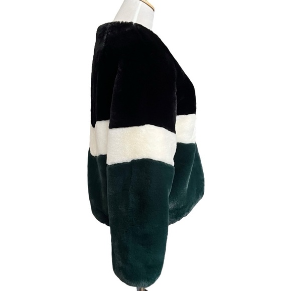 NWOT Apparis Color Block Faux Fur Cropped Coat Size Large - Picture 3 of 9